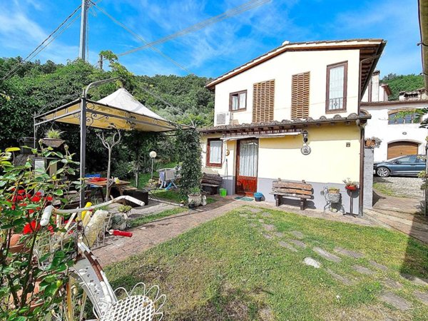 casa indipendente in vendita a Serravalle Pistoiese in zona Masotti