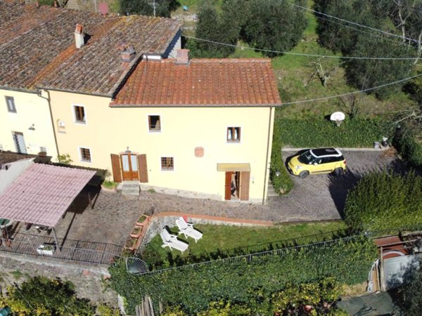 casa indipendente in vendita a Serravalle Pistoiese in zona Castellina