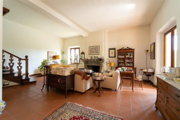 casa indipendente in vendita a Serravalle Pistoiese