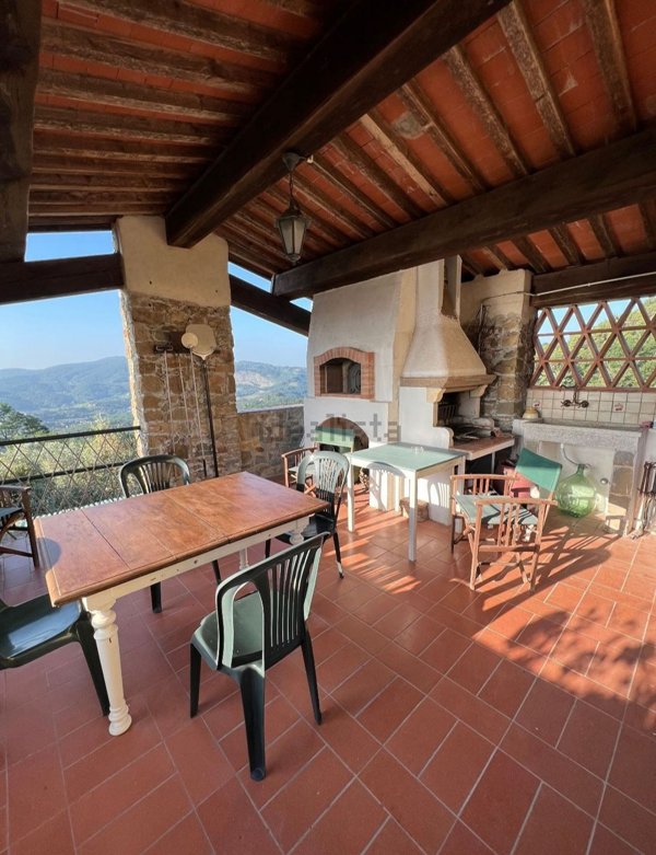 casale in vendita a Serravalle Pistoiese in zona Castellina