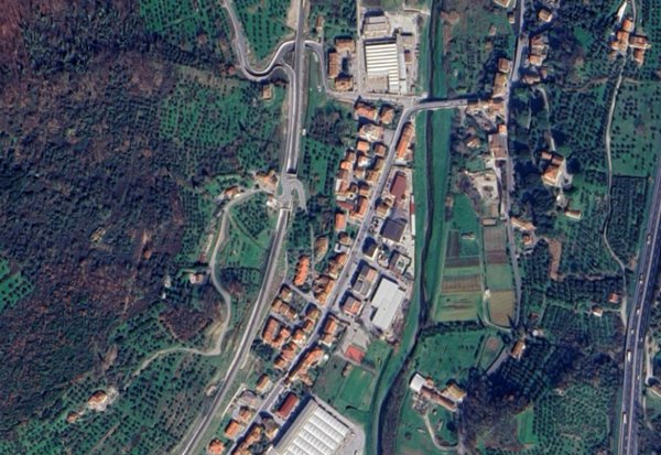 casa indipendente in vendita a Serravalle Pistoiese in zona Ponte di Serravalle