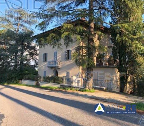 casa indipendente in vendita a Serravalle Pistoiese