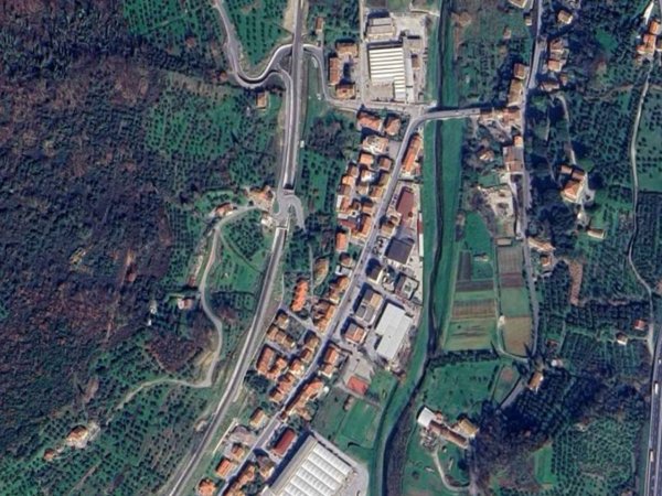 casa indipendente in vendita a Serravalle Pistoiese in zona Ponte di Serravalle