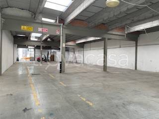 locale commerciale in vendita a Serravalle Pistoiese in zona Masotti