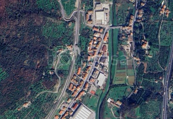 appartamento in vendita a Serravalle Pistoiese in zona Ponte di Serravalle