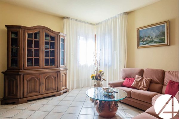 casa indipendente in vendita a Serravalle Pistoiese in zona Casalguidi