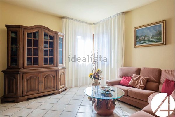 casa indipendente in vendita a Serravalle Pistoiese in zona Casalguidi