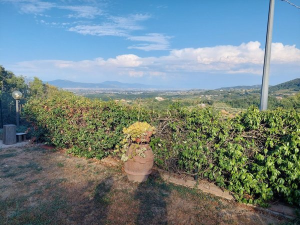 casa indipendente in vendita a Serravalle Pistoiese in zona Casalguidi