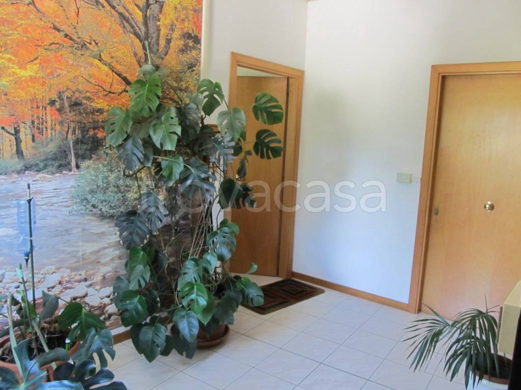 ufficio in vendita a Serravalle Pistoiese in zona Masotti