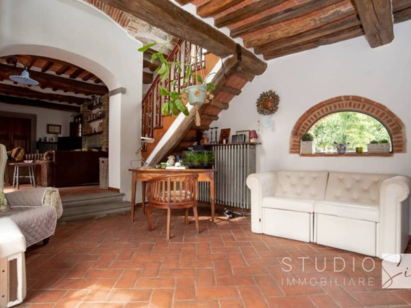 casa indipendente in vendita a Serravalle Pistoiese in zona Vinacciano