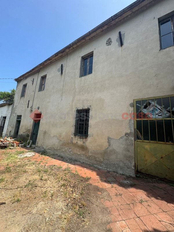casale in vendita a Serravalle Pistoiese
