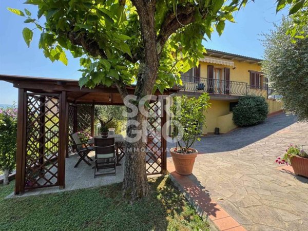 casa indipendente in vendita a Serravalle Pistoiese in zona Casalguidi