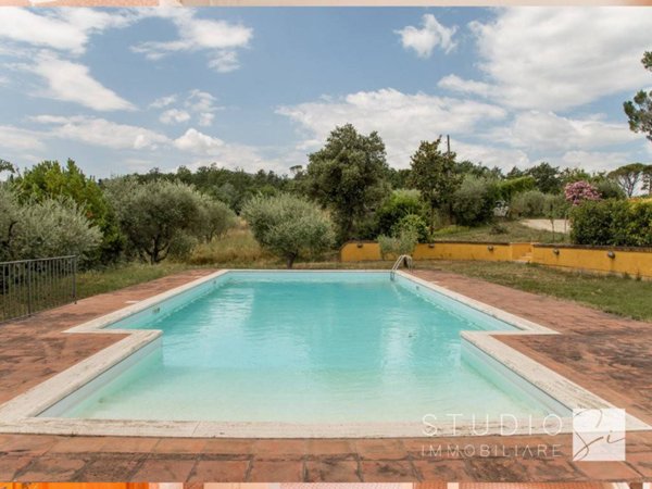 casa indipendente in vendita a Serravalle Pistoiese in zona Casalguidi