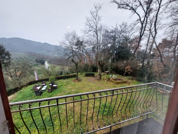 casa indipendente in vendita a Serravalle Pistoiese in zona Casalguidi