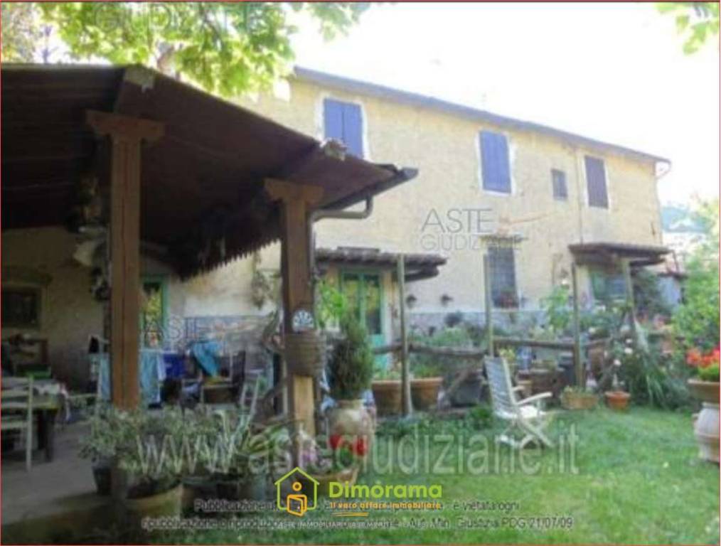 casa indipendente in vendita a Serravalle Pistoiese