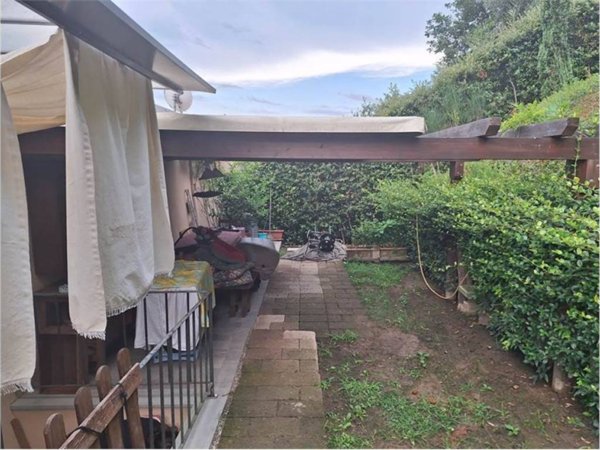 appartamento in vendita a Serravalle Pistoiese in zona Ponte di Serravalle