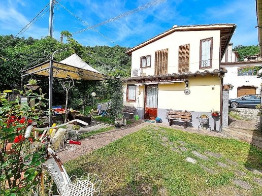 casa indipendente in vendita a Serravalle Pistoiese in zona Masotti