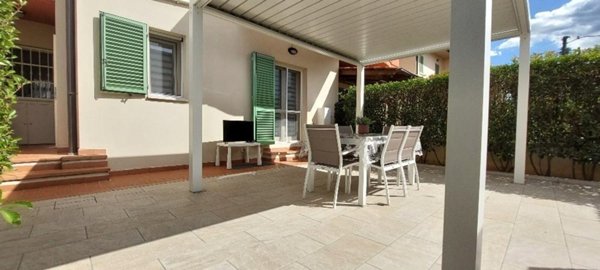 casa indipendente in vendita a Serravalle Pistoiese in zona Casalguidi