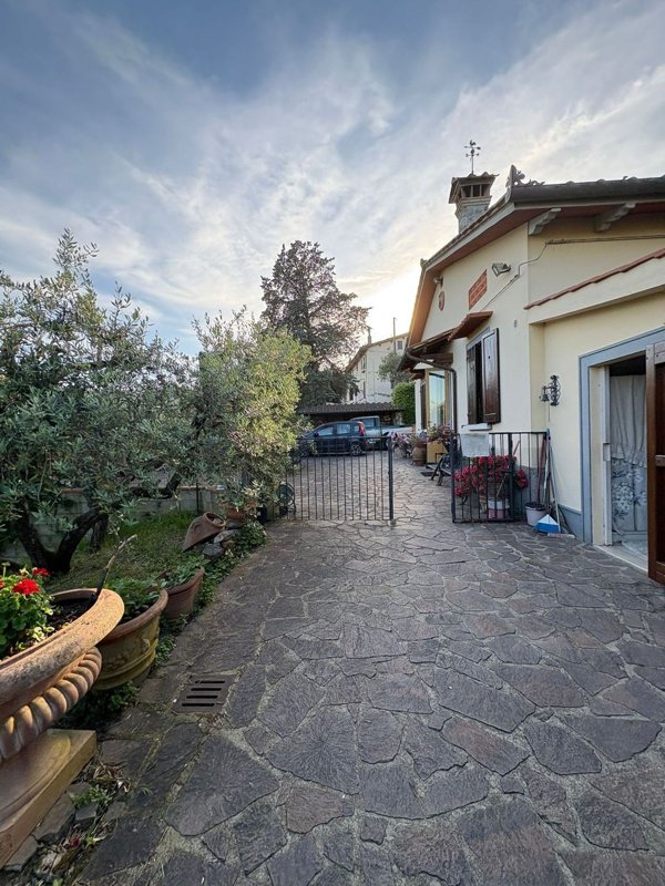 casa indipendente in vendita a Serravalle Pistoiese in zona Cantagrillo