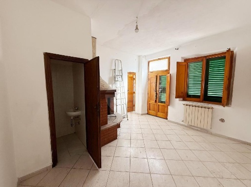 casa indipendente in vendita a Serravalle Pistoiese in zona Casalguidi