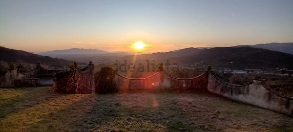 casale in vendita a Serravalle Pistoiese