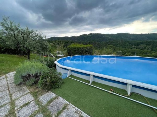 casa indipendente in vendita a Serravalle Pistoiese in zona Vinacciano
