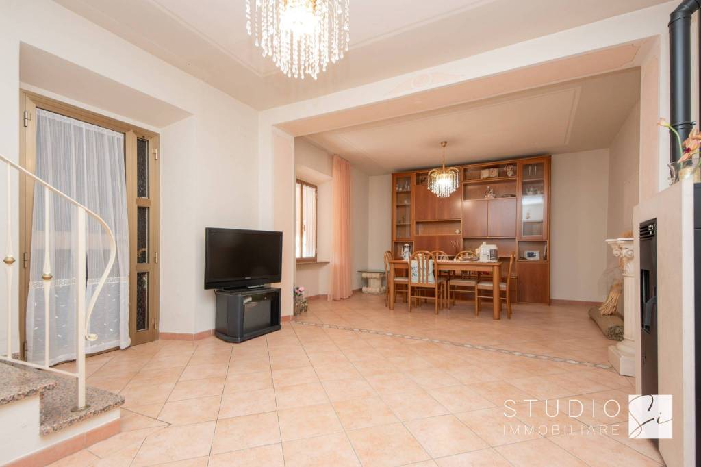 casa indipendente in vendita a Serravalle Pistoiese in zona Cantagrillo