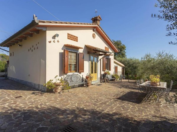 casa indipendente in vendita a Serravalle Pistoiese in zona Cantagrillo