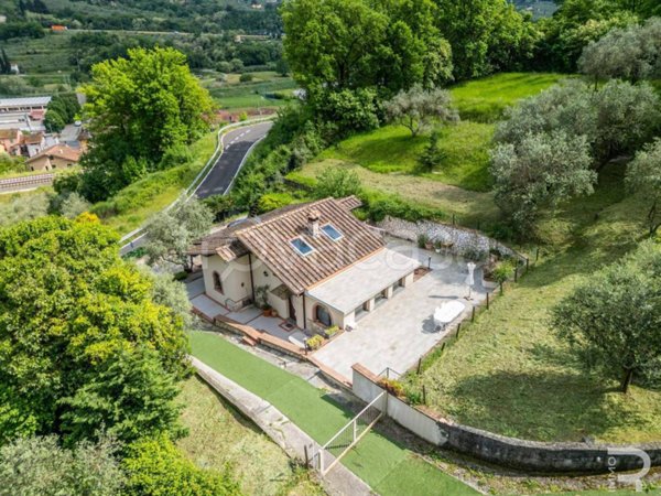 casa indipendente in vendita a Serravalle Pistoiese