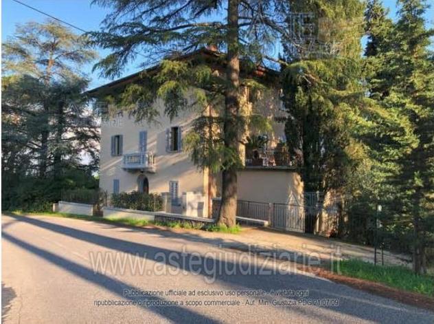 casa indipendente in vendita a Serravalle Pistoiese
