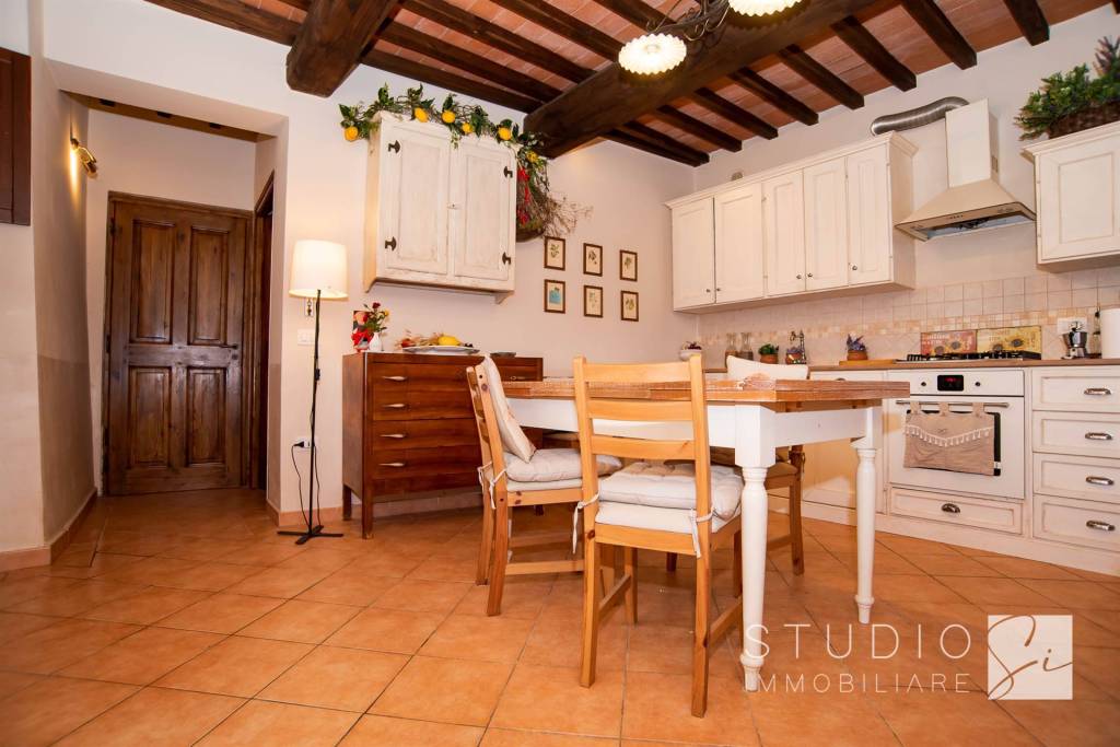 appartamento in vendita a Serravalle Pistoiese in zona Ponte di Serravalle