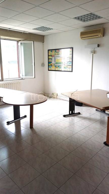 ufficio in vendita a Serravalle Pistoiese in zona Masotti