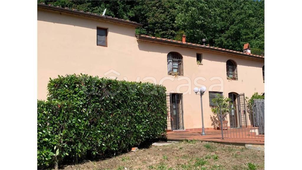 appartamento in vendita a Serravalle Pistoiese in zona Ponte di Serravalle