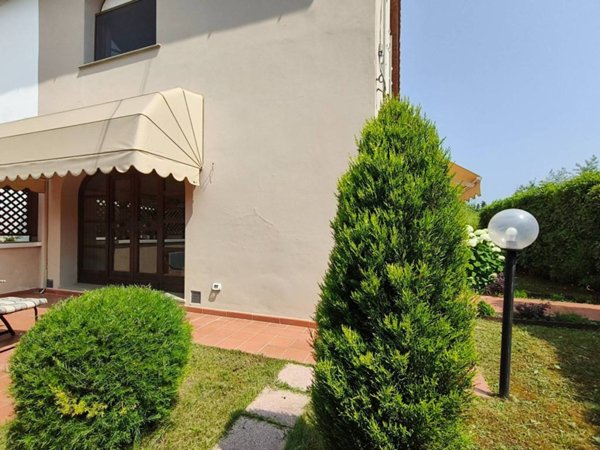 casa indipendente in vendita a Serravalle Pistoiese in zona Casalguidi