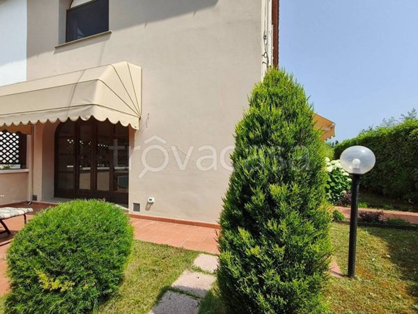 casa indipendente in vendita a Serravalle Pistoiese in zona Casalguidi