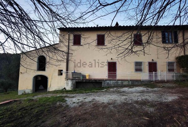 esavano in vendita a Serravalle Pistoiese in zona Masotti