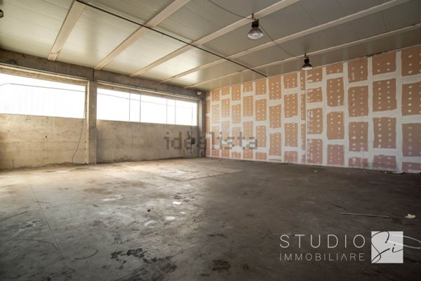 capannone in vendita a Serravalle Pistoiese