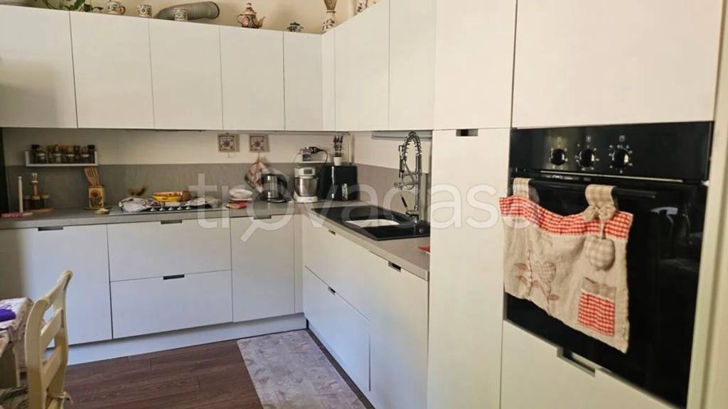 casa indipendente in vendita a Serravalle Pistoiese in zona Ponte di Serravalle