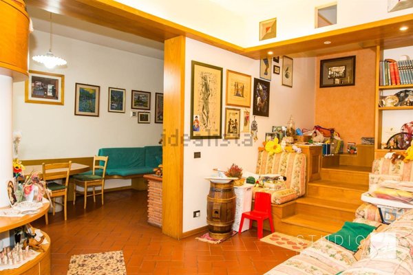 casa indipendente in vendita a Serravalle Pistoiese in zona Masotti