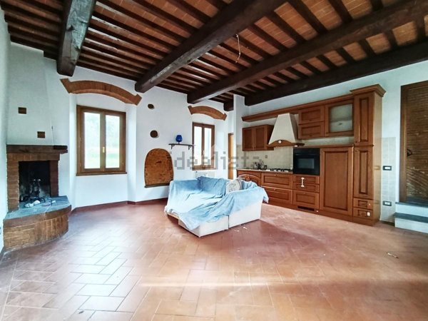 casa indipendente in vendita a Serravalle Pistoiese in zona Ponte di Serravalle