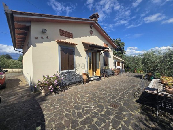 casa indipendente in vendita a Serravalle Pistoiese