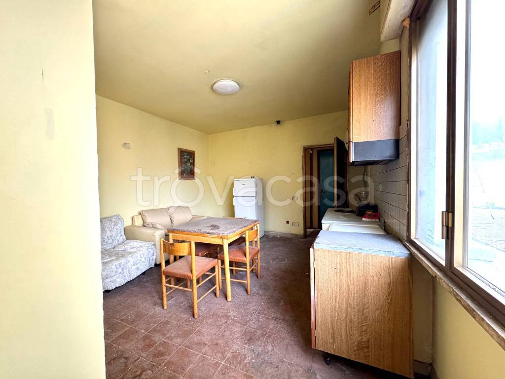 casa indipendente in vendita a Serravalle Pistoiese