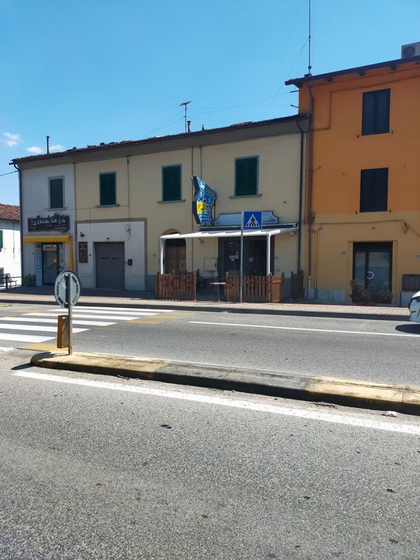 locale di sgombero in vendita a Serravalle Pistoiese