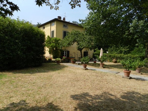 casa indipendente in vendita a Serravalle Pistoiese
