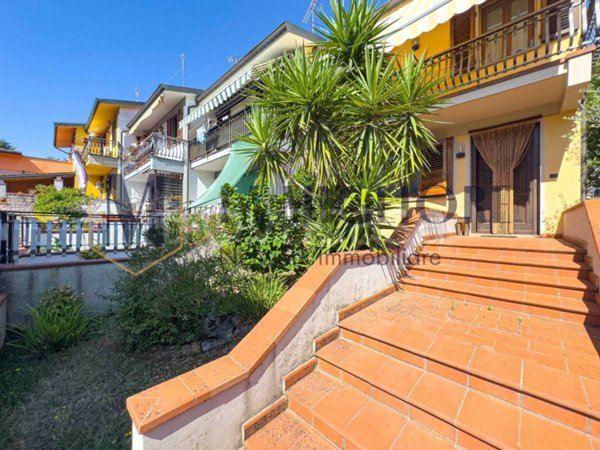 casa indipendente in vendita a Serravalle Pistoiese in zona Ponte di Serravalle