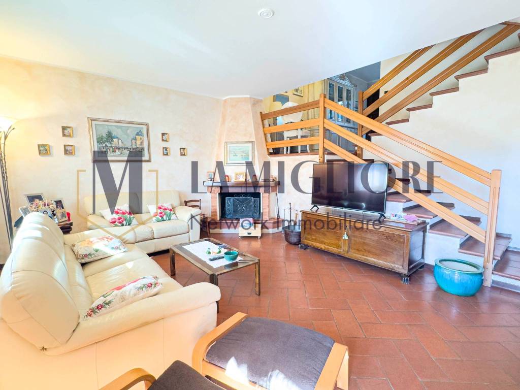 casa indipendente in vendita a Serravalle Pistoiese in zona Ponte di Serravalle