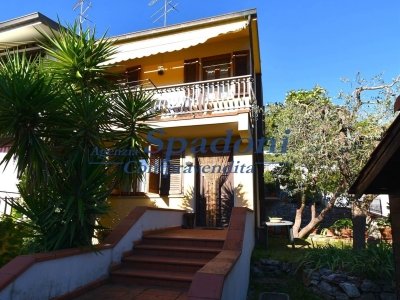 casa indipendente in vendita a Serravalle Pistoiese in zona Ponte di Serravalle