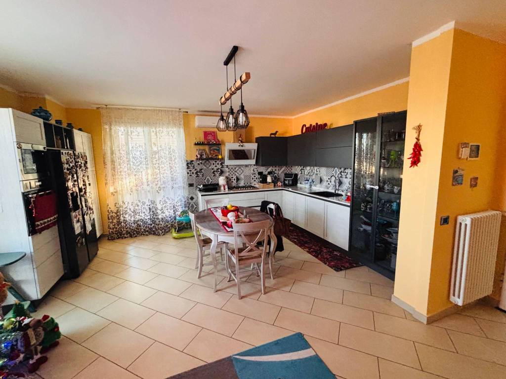 appartamento in vendita a Serravalle Pistoiese in zona Cantagrillo