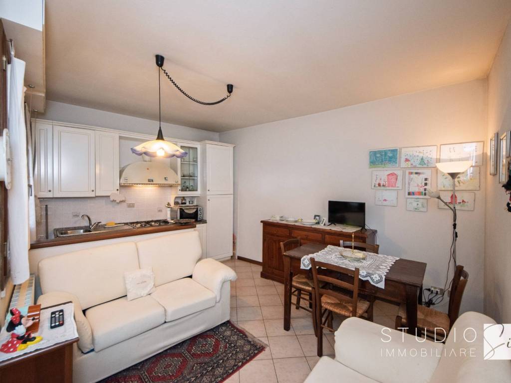 appartamento in vendita a Serravalle Pistoiese in zona Casalguidi