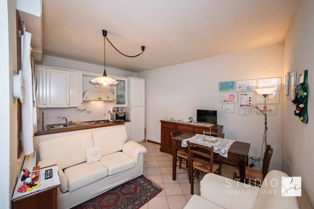 appartamento in vendita a Serravalle Pistoiese in zona Casalguidi